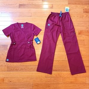 Adar Medical: Nurses Scrub Set.